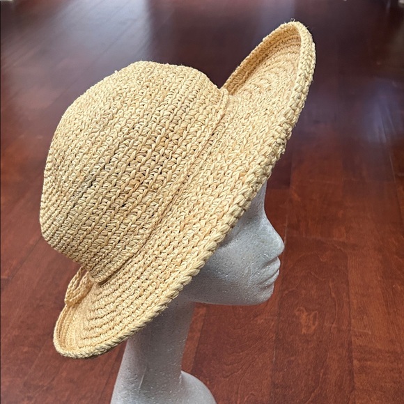 Vintage Woven Straw Sun Hat, Straight out of a 90s RomCom - Picture 2 of 13